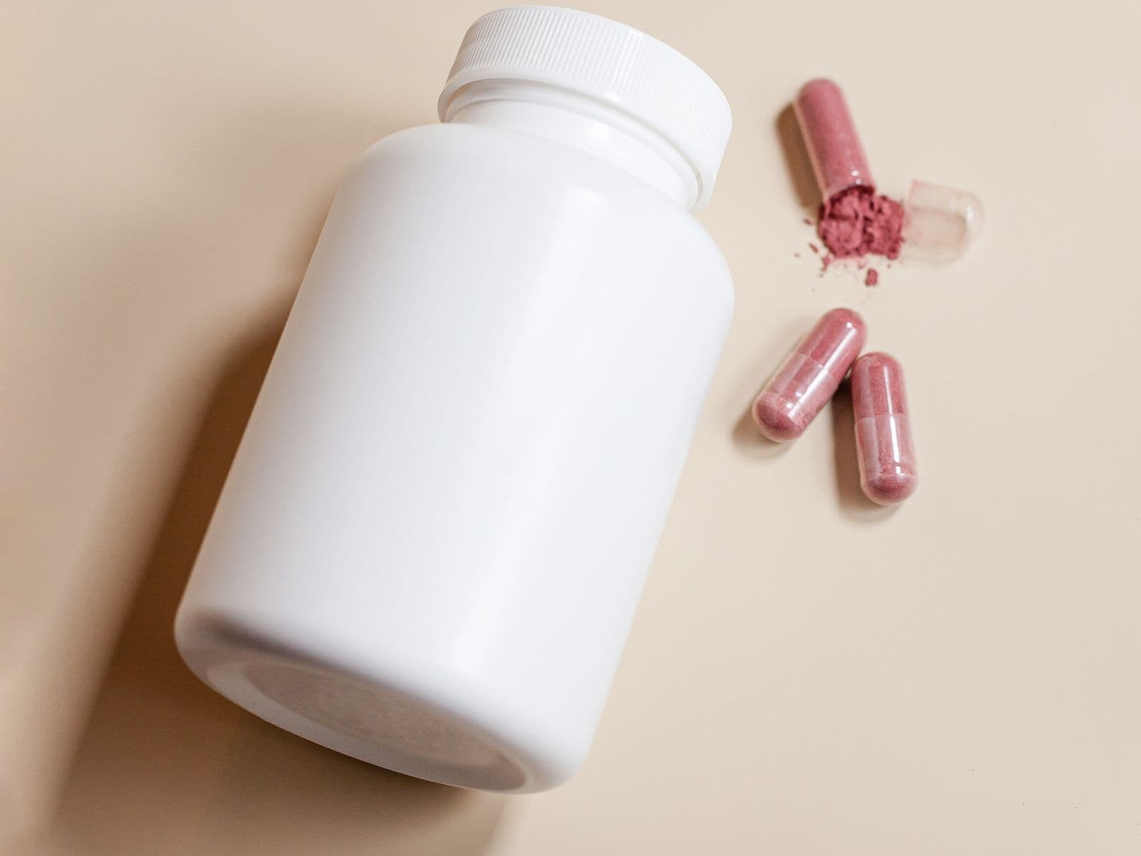 Peptides vs SARMs: The Difference and Why It Matters