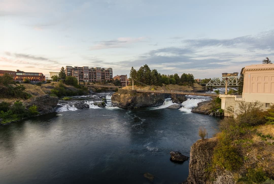 Spokane, Washington: the Spokane Falls running through Riverfront Park downtown.