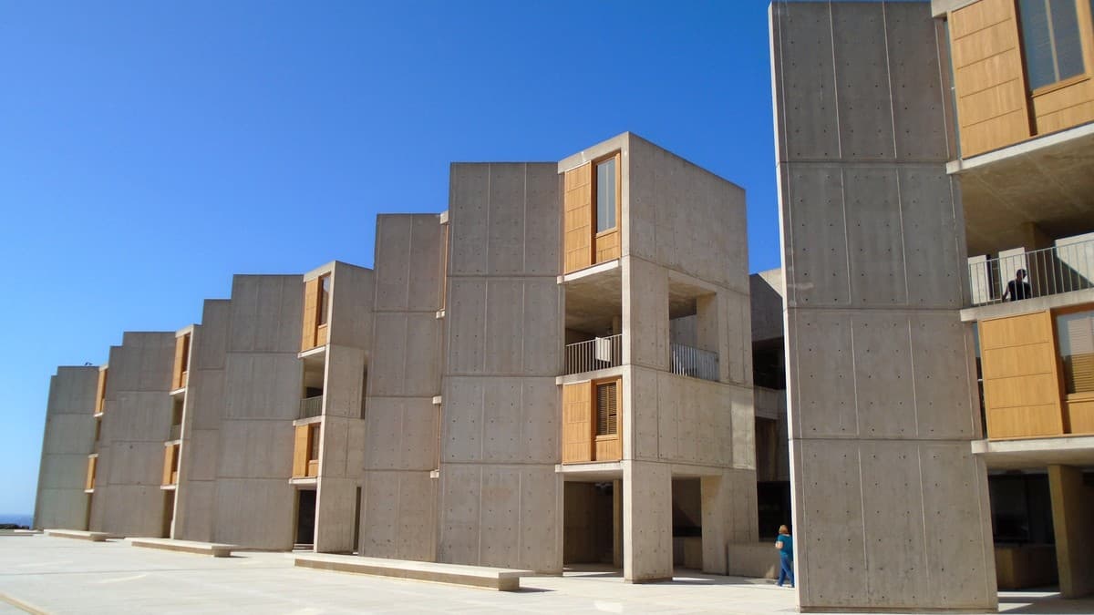 The Salk Institute for Biological Studies in La Jolla, California. Roger Guillemin's lab here first isolated growth hormone-releasing hormone in 1982, the molecule Tesamorelin was engineered to mimic.