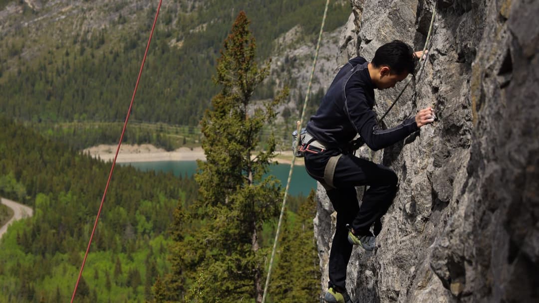 High-demand sports like climbing are where combined recovery support earns its reputation.